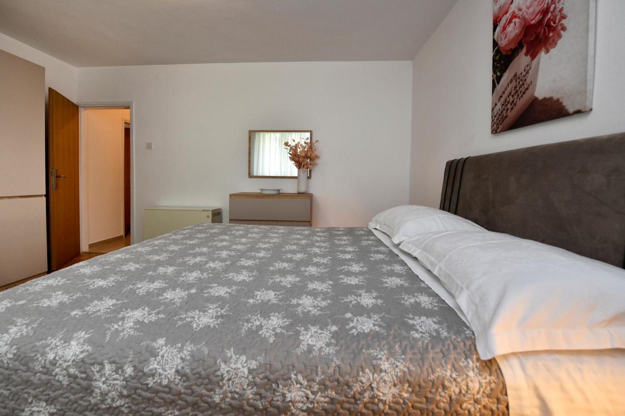 Apartment Slavica Vrvari Porec Bilik gambar