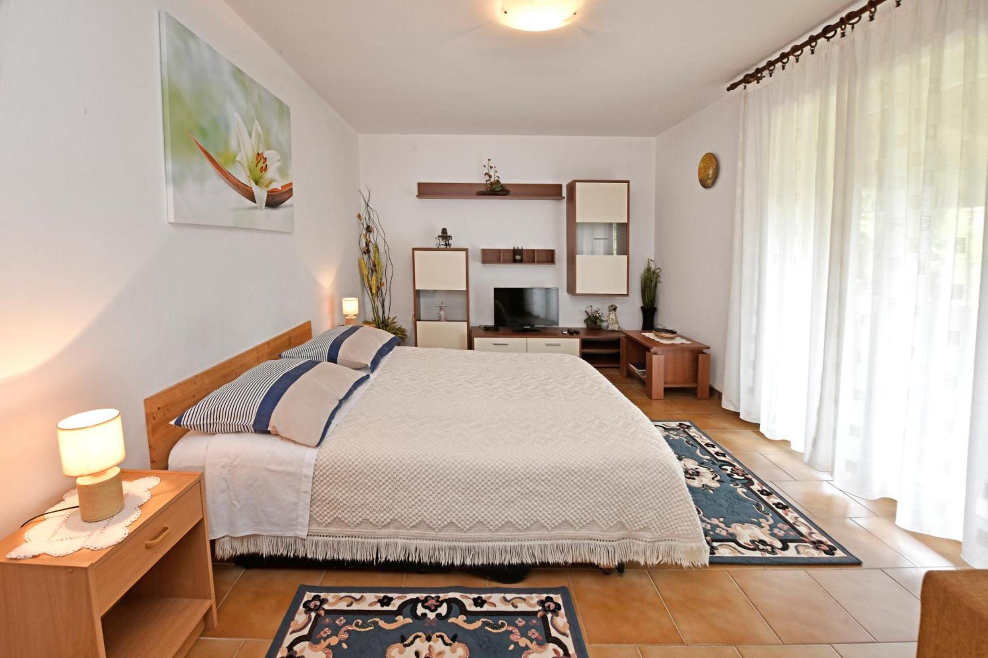 Apartment Slavica Vrvari Porec Bilik gambar