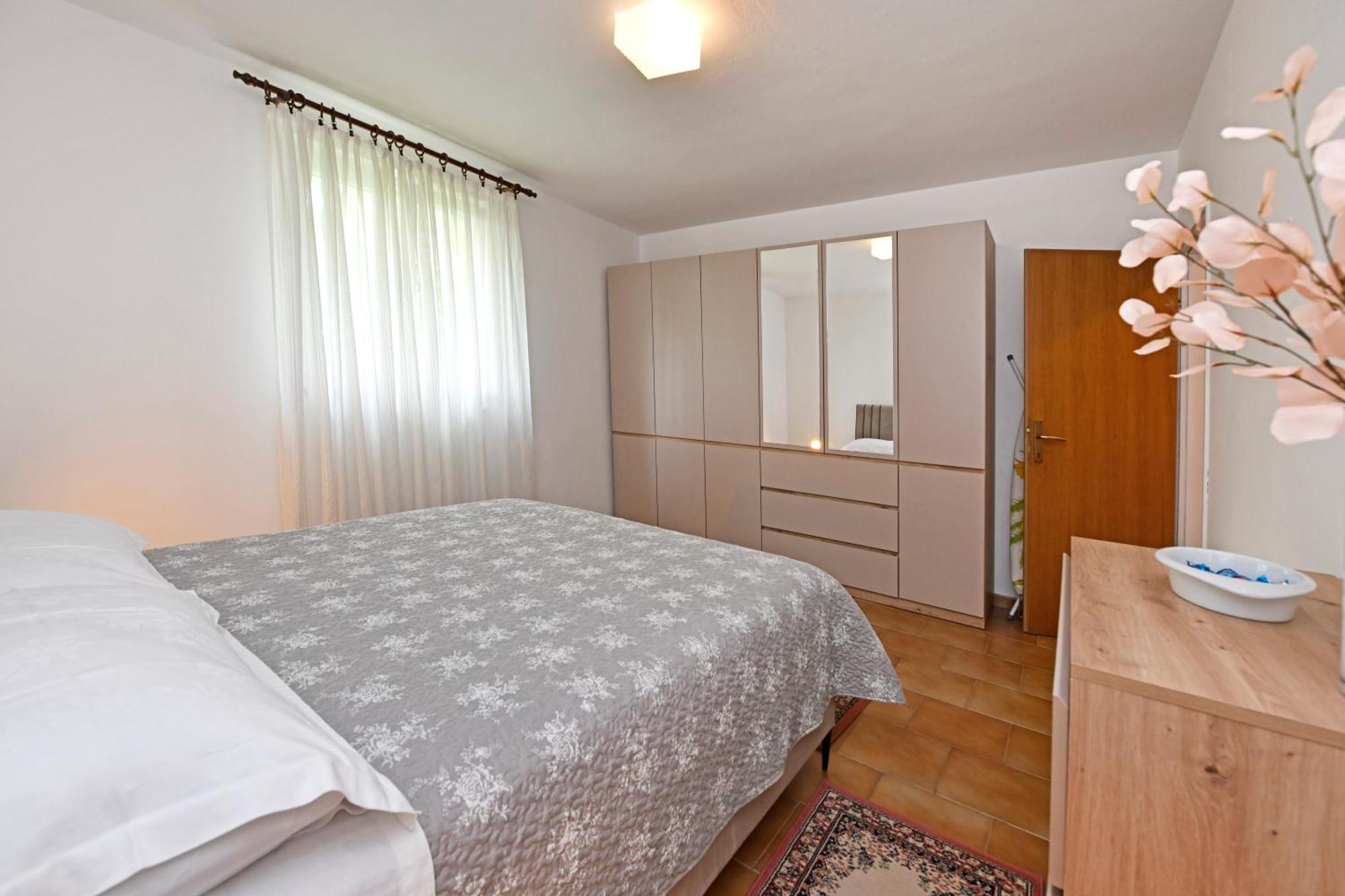 Apartment Slavica Vrvari Porec Bilik gambar