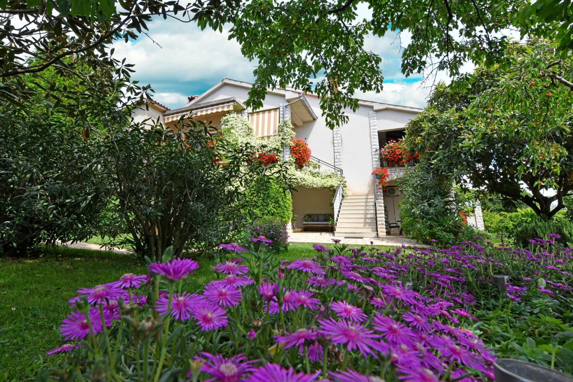 Apartment Slavica Vrvari Porec Luaran gambar